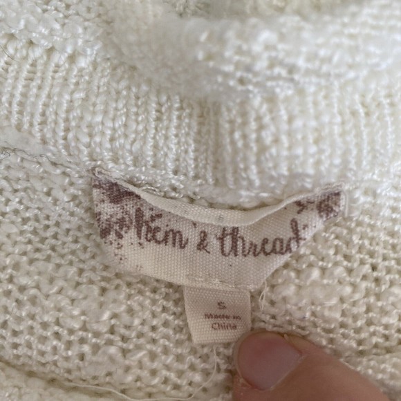 Hem & Thread Semi-Sheer Lightweight Long Sleeve Pullover Top Blue Stars Small - Picture 8 of 8